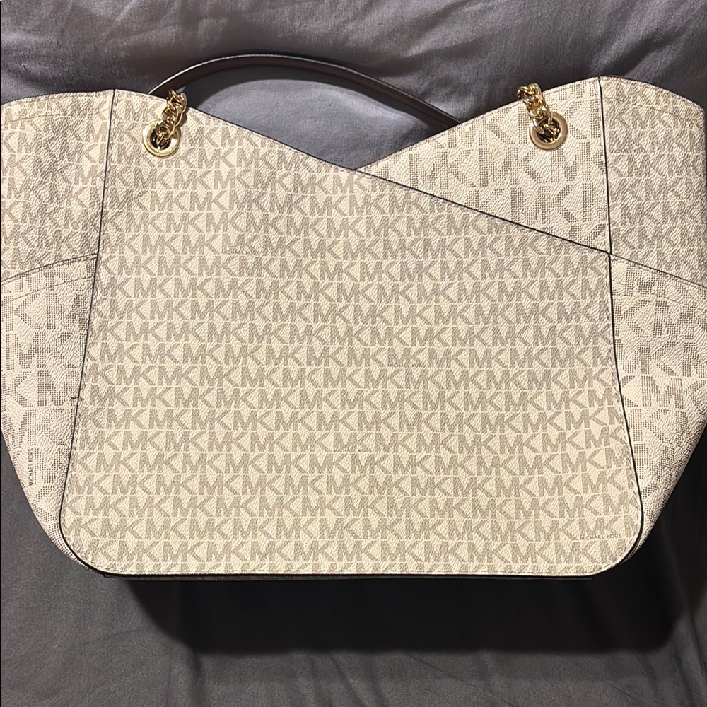 Michael Kors off white Tote Bag with Gold Hardware NWOT - Picture 10 of 14